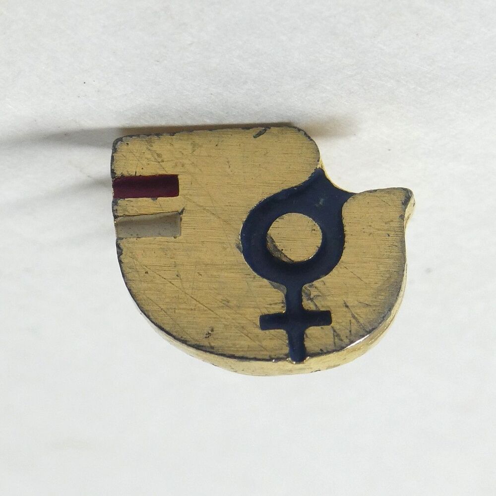 1975 International Women's Year Dove Lapel Pin Vintage Goldtone Brooch